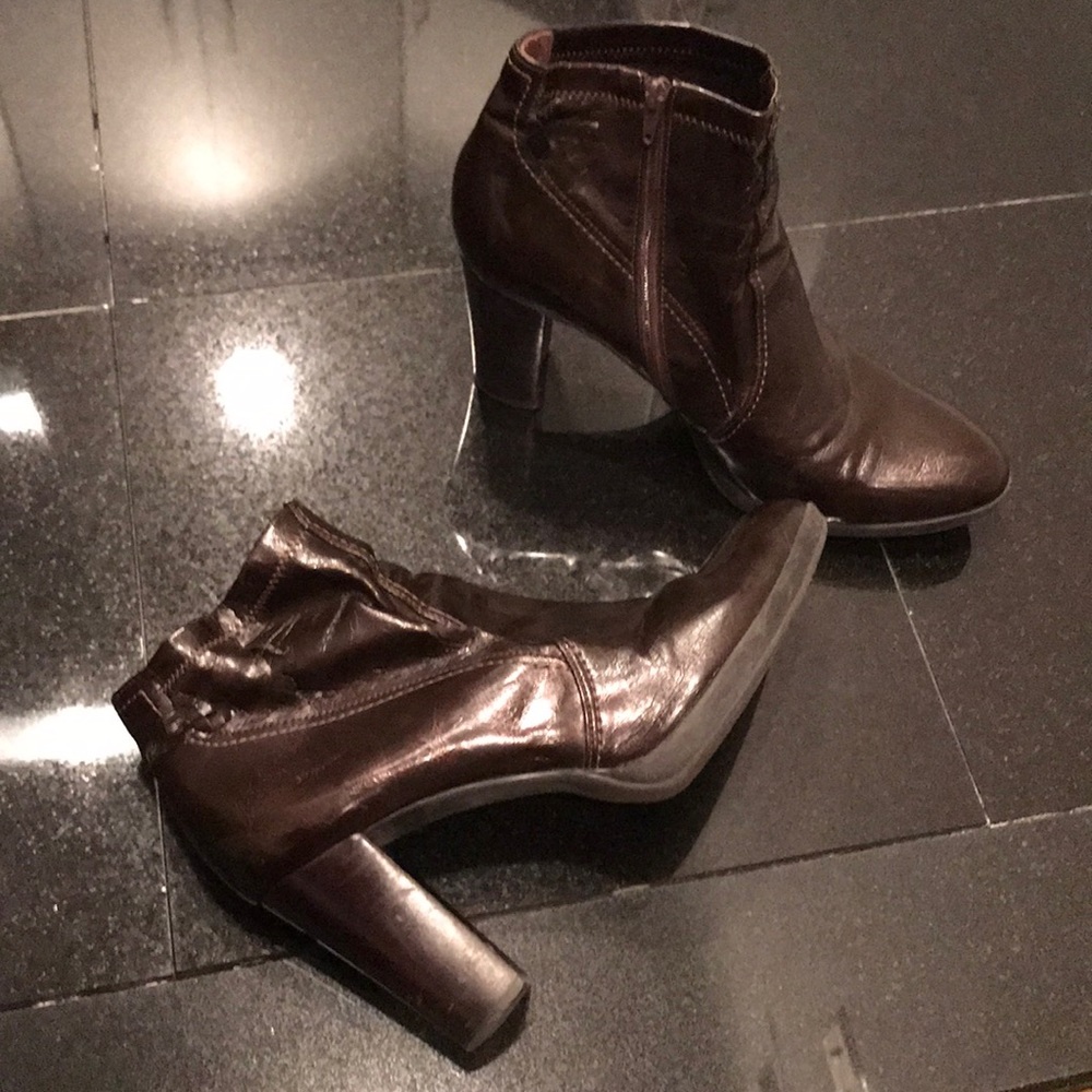Franco Sarto chocolate colored leather ankle boots
